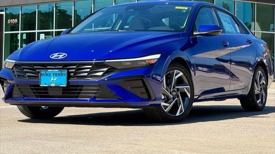 Preowned 2025 Hyundai ELANTRA Limited for Sale