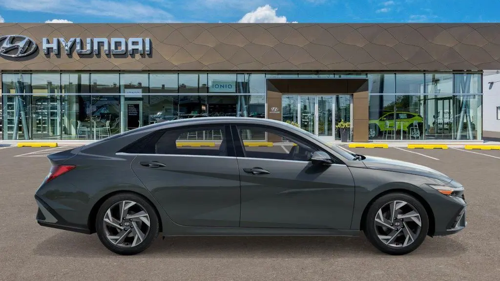 2026 Hyundai ELANTRA Limited