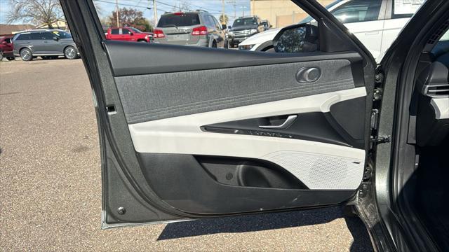 2026 Hyundai Elantra - $29,050