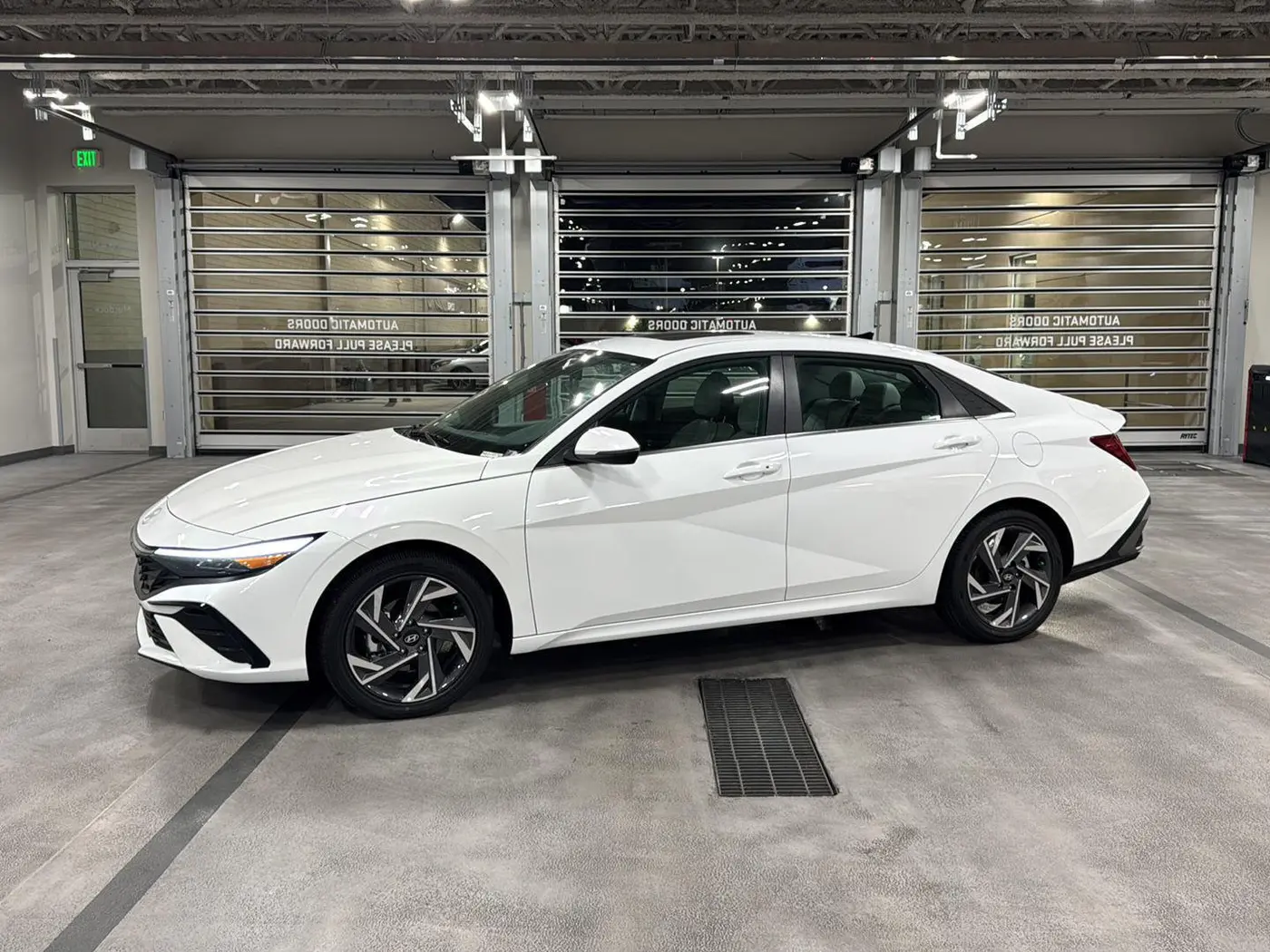 2026 Hyundai Elantra - $27,744