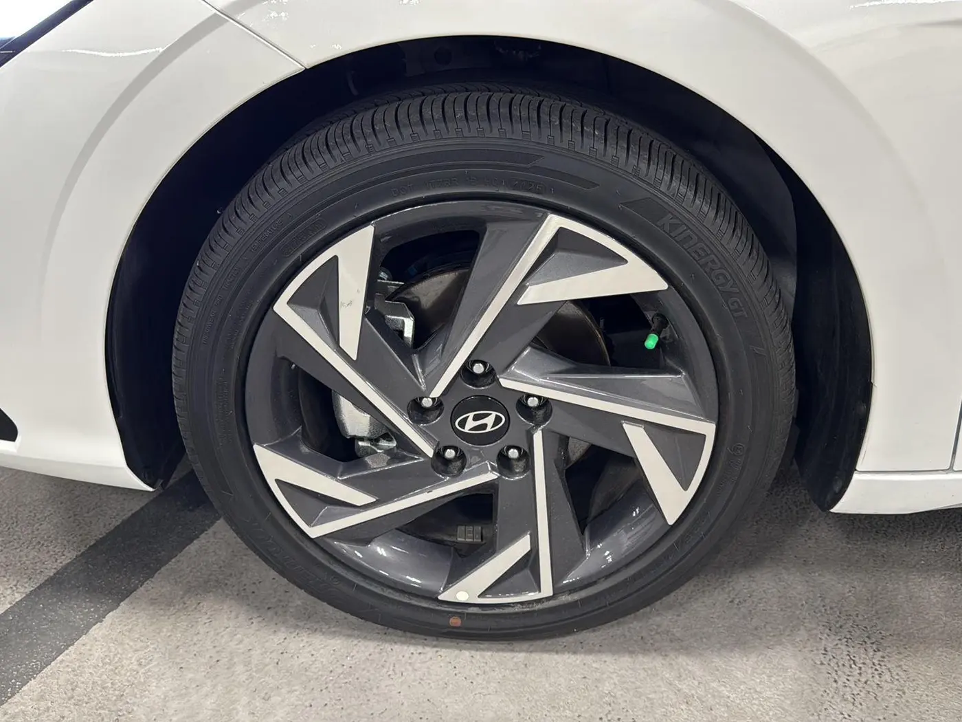 2026 Hyundai Elantra - $27,744