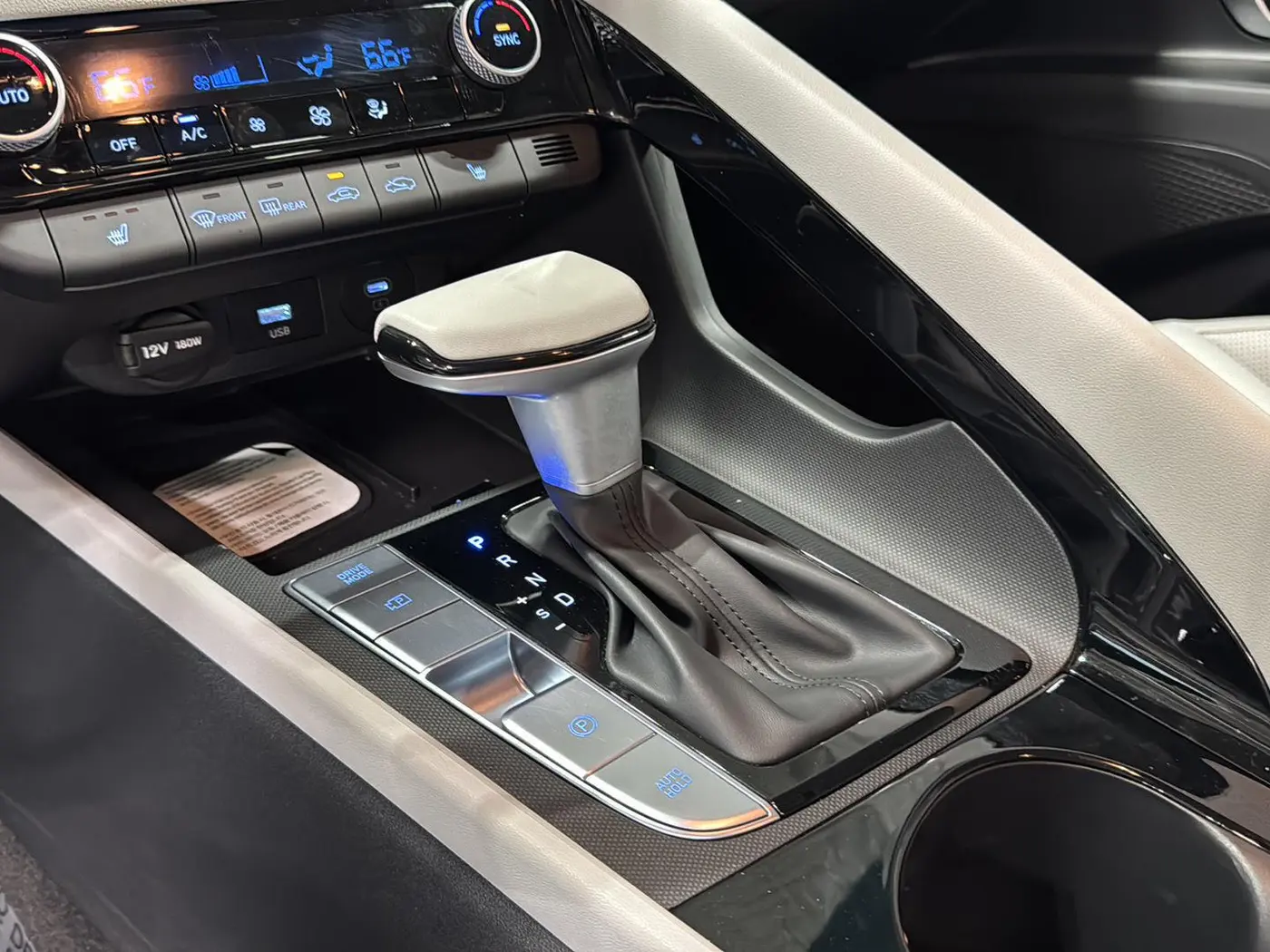 2026 Hyundai Elantra - $27,744