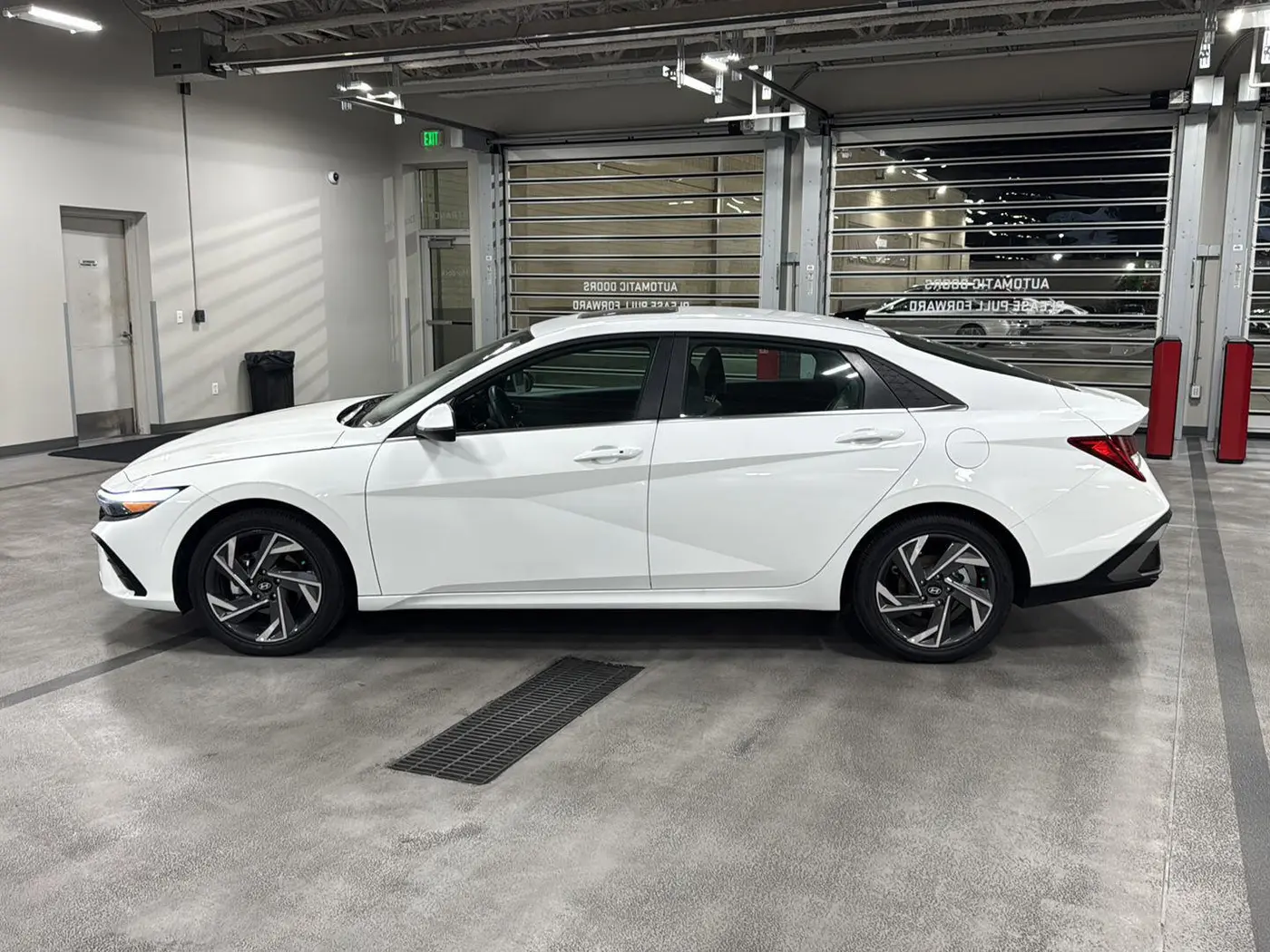 2026 Hyundai Elantra - $27,744