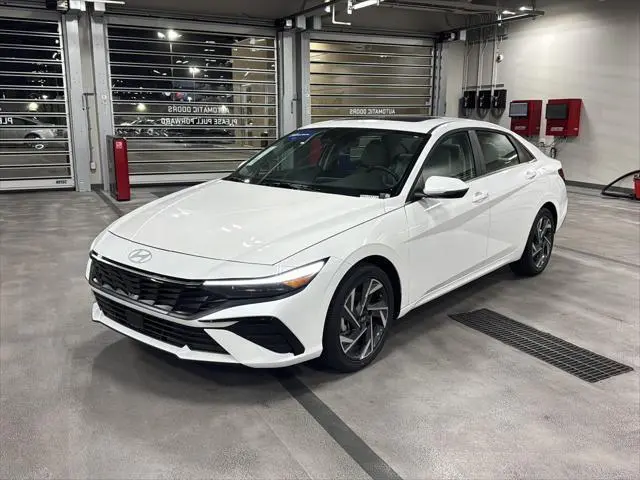 2026 Hyundai Elantra - $27,744