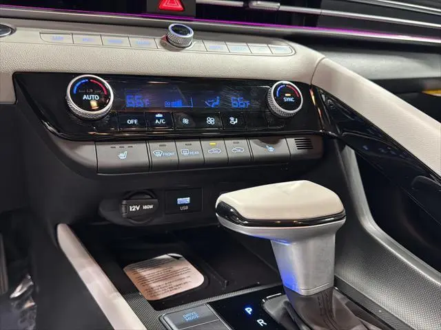 2026 Hyundai Elantra - $27,744