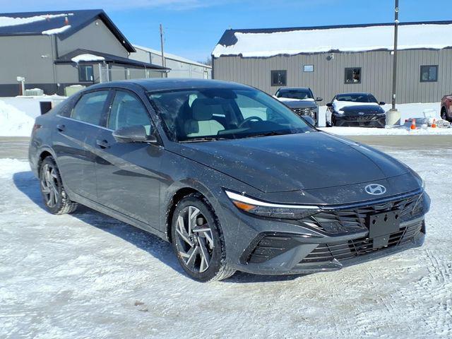 2026 Hyundai Elantra - $25,050