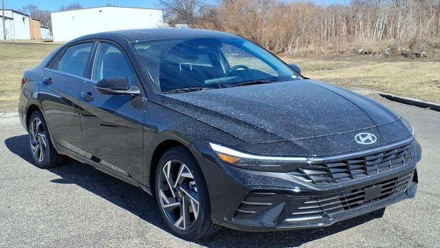 Preowned 2026 Hyundai ELANTRA Limited for Sale