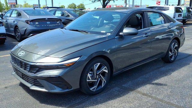 2026 Hyundai ELANTRA Limited