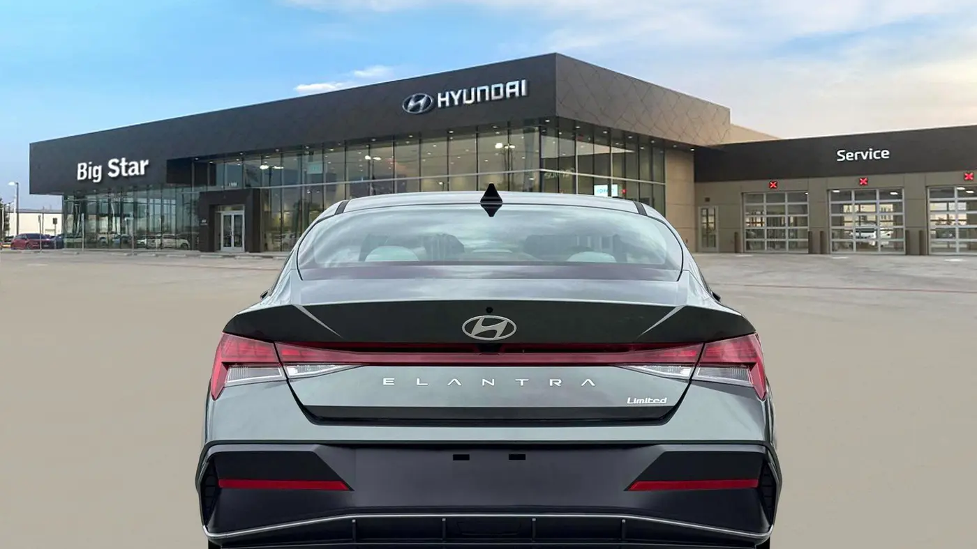 2026 Hyundai ELANTRA Limited