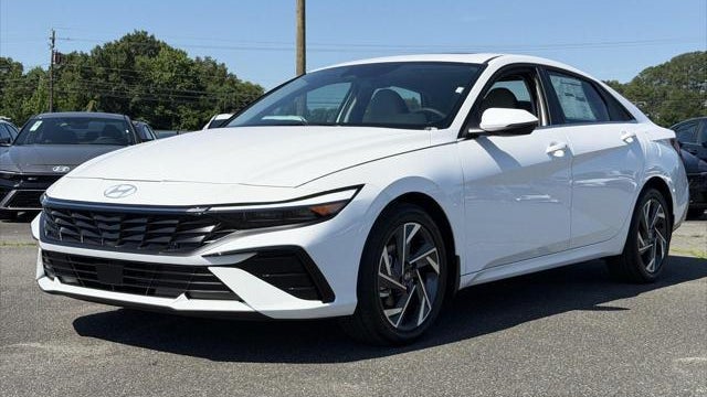2026 Hyundai ELANTRA Limited