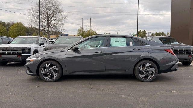 2026 Hyundai ELANTRA Limited
