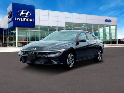 2024 Hyundai Elantra Limited 4DR Sedan