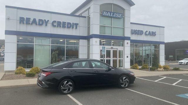 Preowned 2024 Hyundai ELANTRA Limited for Sale