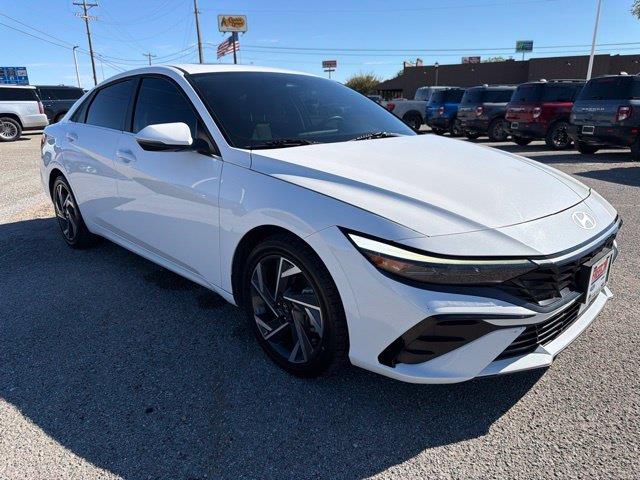 2025 Hyundai Elantra - $20,995