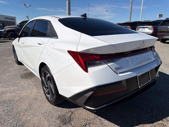 2025 Hyundai Elantra - $20,995
