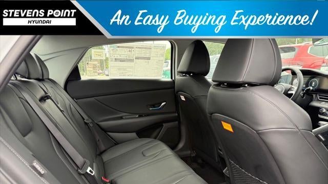 2025 Hyundai ELANTRA Limited