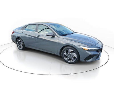 2025 Hyundai Elantra Limited 4DR Sedan