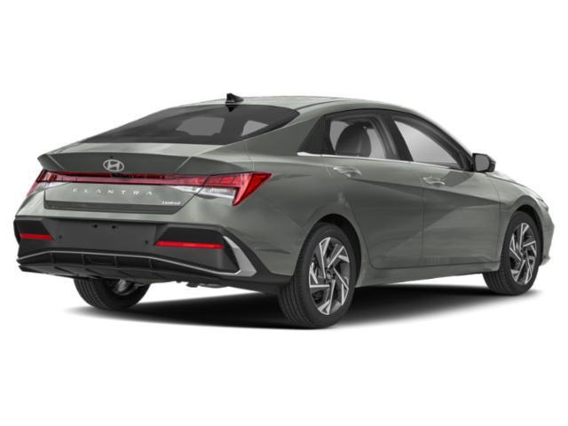 2026 Hyundai Elantra - $26,090