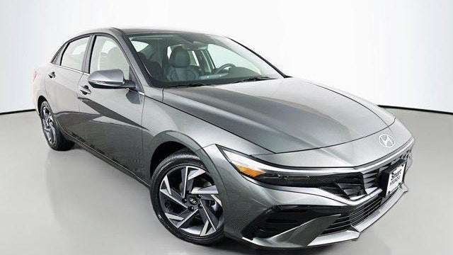 2026 Hyundai ELANTRA Limited