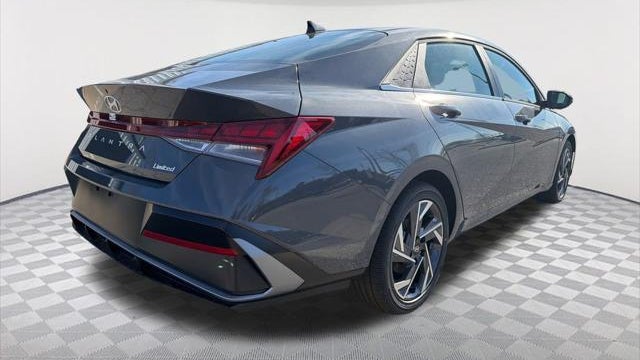 2026 Hyundai ELANTRA Limited