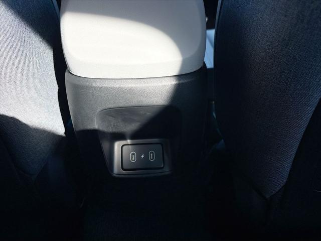 2026 Hyundai Elantra - $25,668