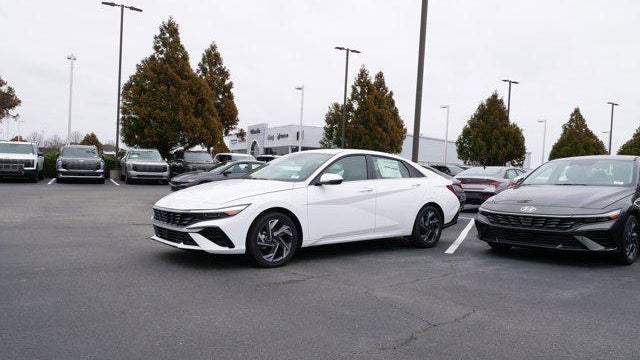 2026 Hyundai ELANTRA Limited