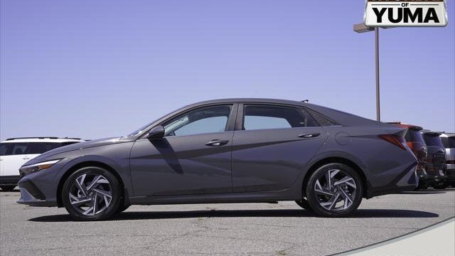 2026 Hyundai ELANTRA Limited