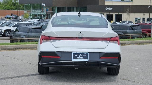 2026 Hyundai ELANTRA Limited