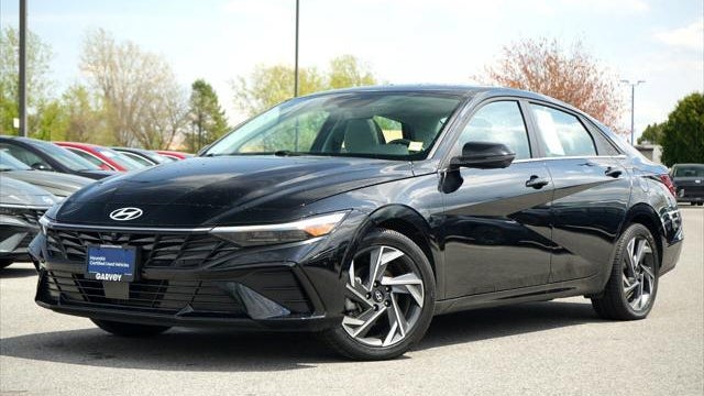 Preowned 2024 Hyundai ELANTRA Limited for Sale