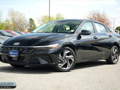 2024 Hyundai Elantra Limited 4DR Sedan
