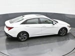2024 Elantra Thumbnail 33