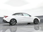 2024 Elantra Thumbnail 41