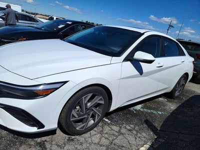 2025 Hyundai Elantra Limited 4DR Sedan