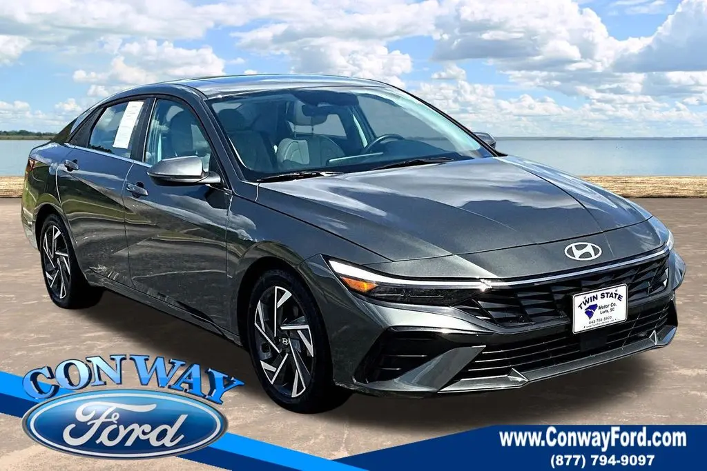 2025 Hyundai Elantra - $21,850