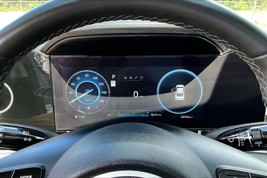 2025 Hyundai Elantra - $21,850