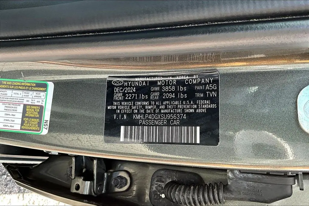 2025 Hyundai Elantra - $21,850