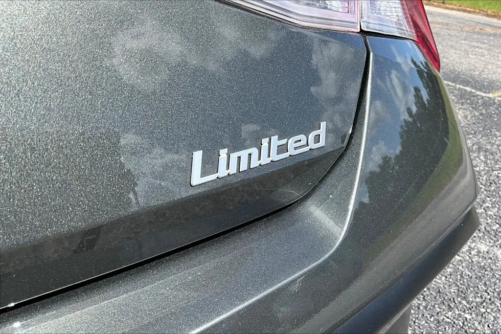 2025 Hyundai Elantra - $21,850