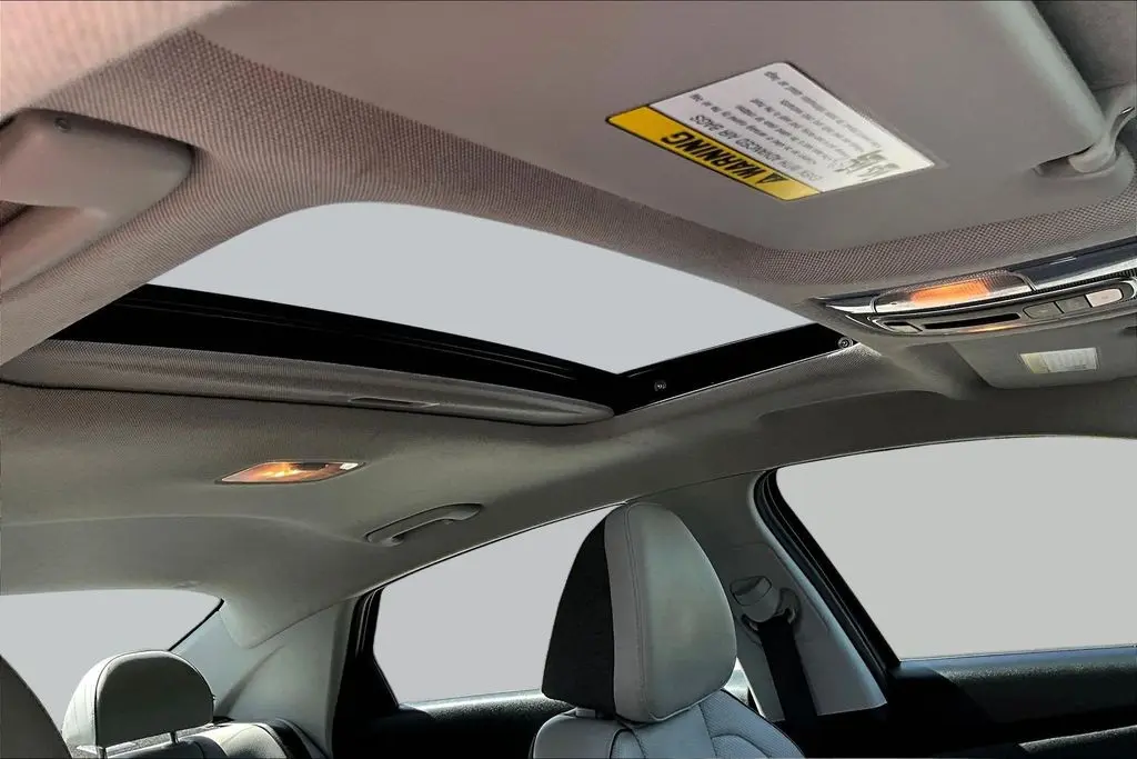 2025 Hyundai Elantra - $21,850