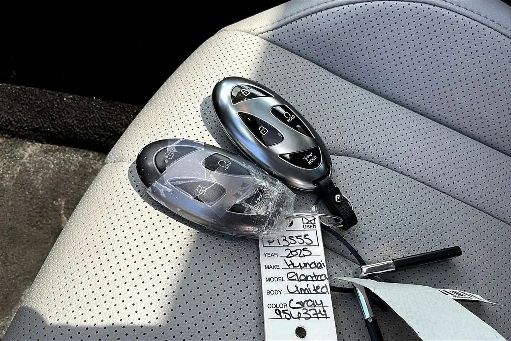 2025 Hyundai Elantra - $21,850