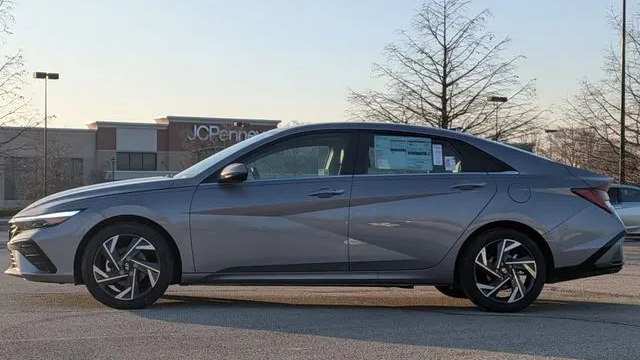 2026 Hyundai ELANTRA Limited