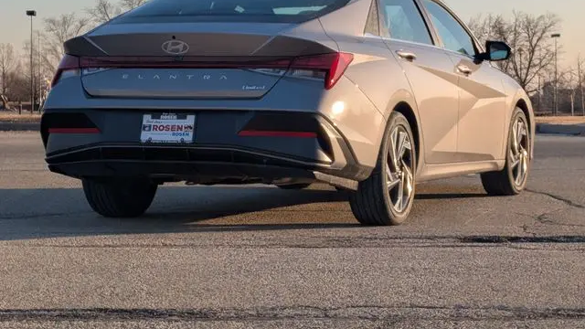 2026 Hyundai ELANTRA Limited