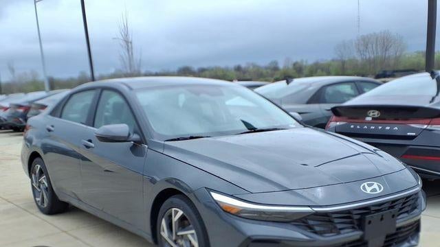 Preowned 2026 Hyundai ELANTRA Limited for Sale