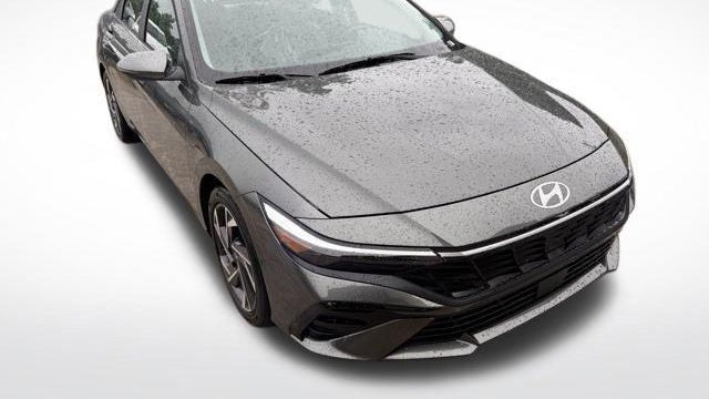 Preowned 2026 Hyundai ELANTRA Limited for Sale
