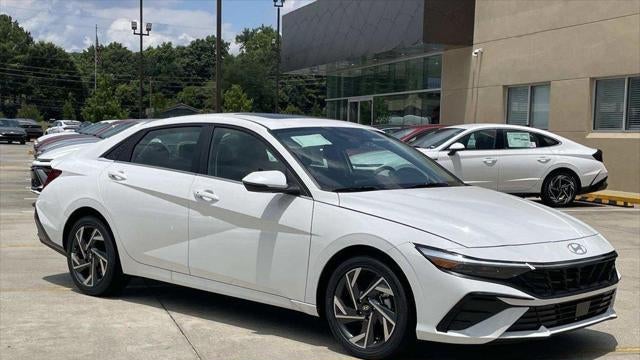 2026 Hyundai ELANTRA Limited