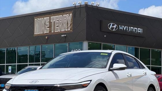 Preowned 2026 Hyundai ELANTRA Limited for Sale