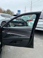 2023 Elantra Thumbnail 45