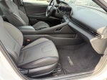 2023 Elantra Thumbnail 16
