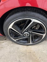 2023 Elantra Thumbnail 12