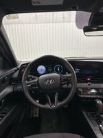 2023 Elantra Thumbnail 17