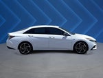 2022 Elantra Thumbnail 2
